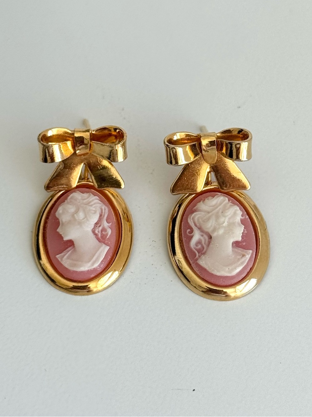 Gold Tone Cameo Victorian Style Lady Earrings